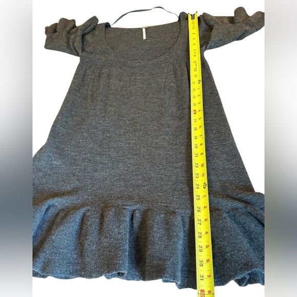 Free People Wool Mini Dress Ruffle Cuffs and Hem Scoop Neck Womens Large Gray - Picture 8 of 8